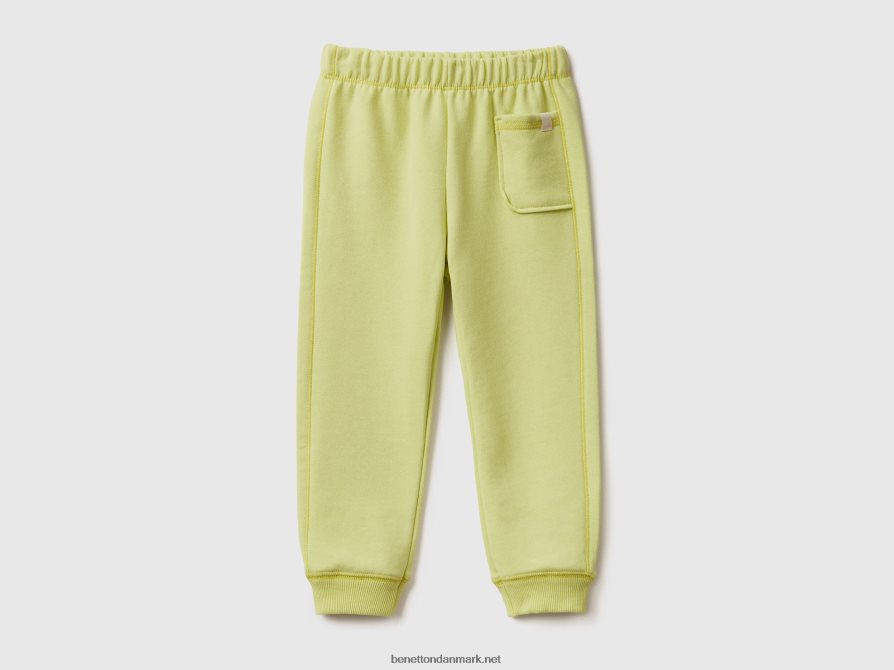 børn joggers i genbrugsstof med lomme Benetton 44X8HF2321 neon gul