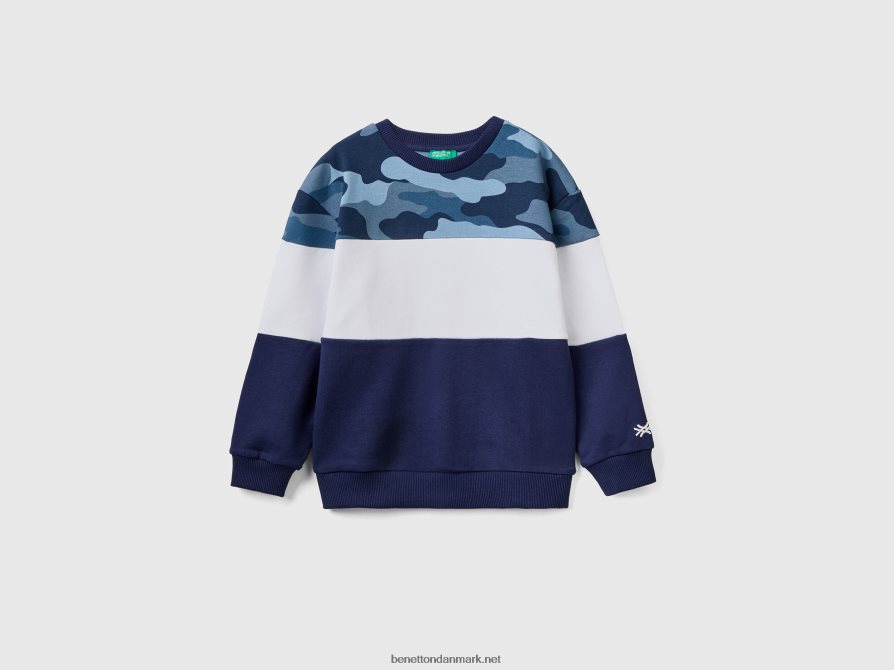 børn colour block sweatshirt med camouflageprint Benetton 44X8HF1864 mørkeblå