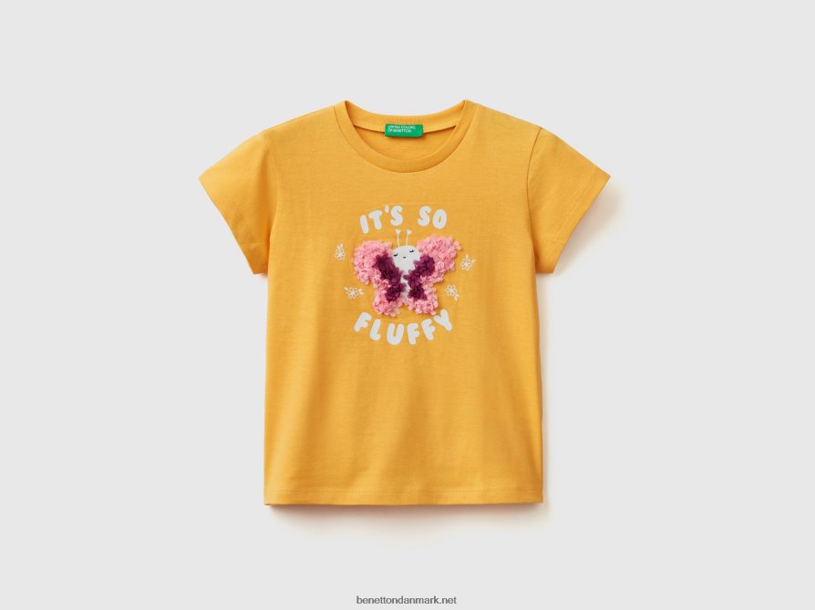 børn t-shirt med petal look applikation Benetton 44X8HF2881 gul