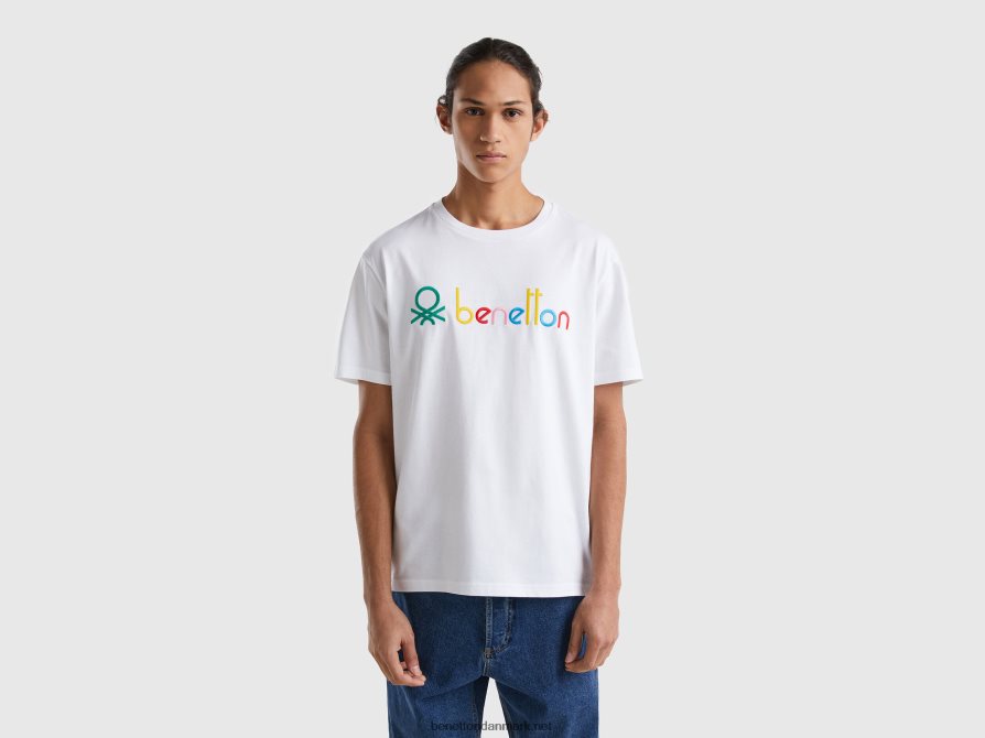 Mænd hvid t-shirt med flerfarvet logo Benetton 44X8HF1251 hvid