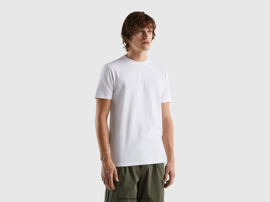 Mænd slim fit t-shirt i strækbomuld Benetton 44X8HF1294 hvid